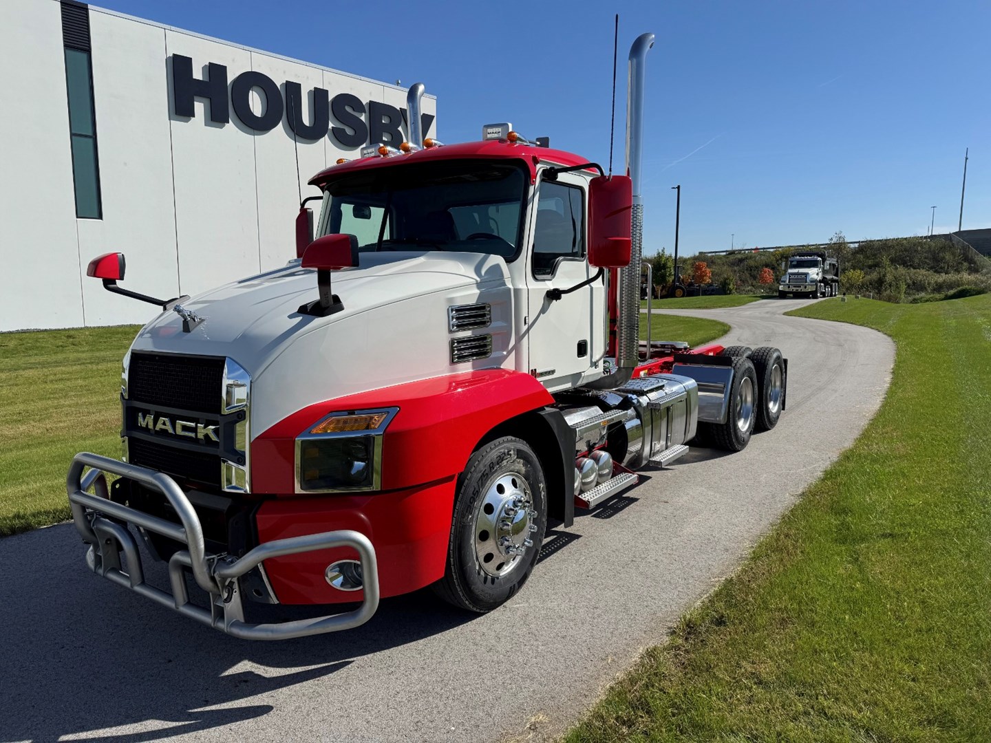 Used 2022 Mack Anthem Daycab